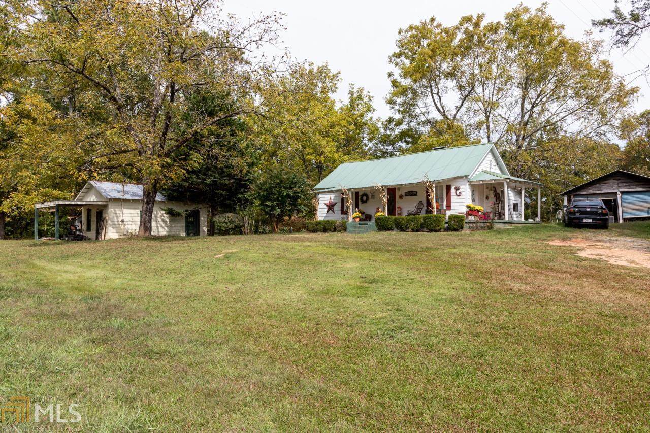 444 Elliott Family Pkwy - Photo 1