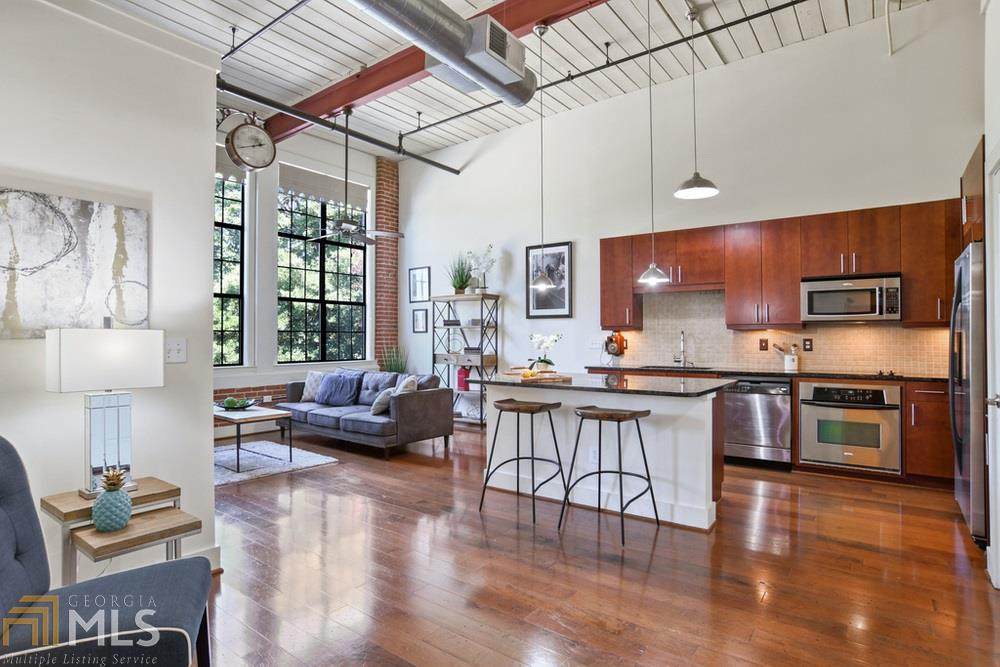 1261 Caroline St - Photo 1