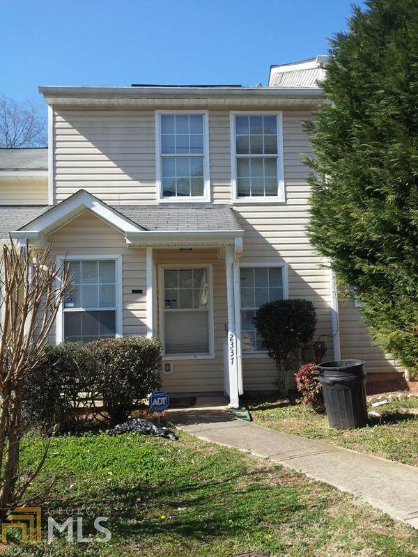 2337 Wellington Cir - Photo 1