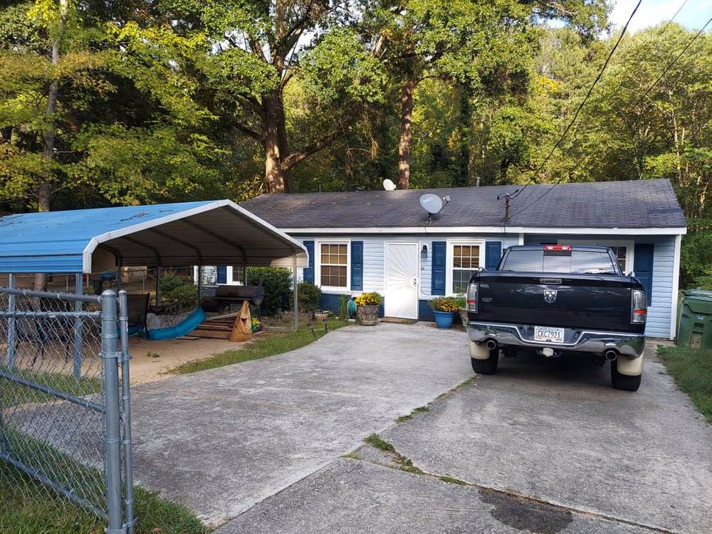 811 Ayrshire Cir - Photo 1