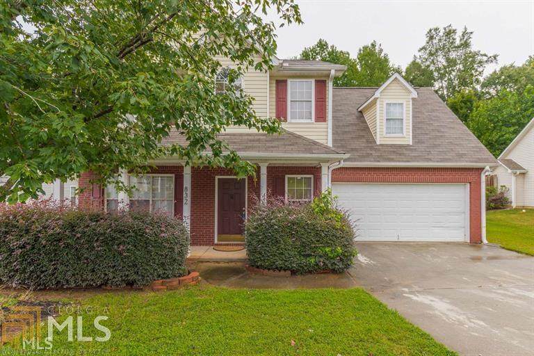 832 Piccadilly Cir - Photo 1