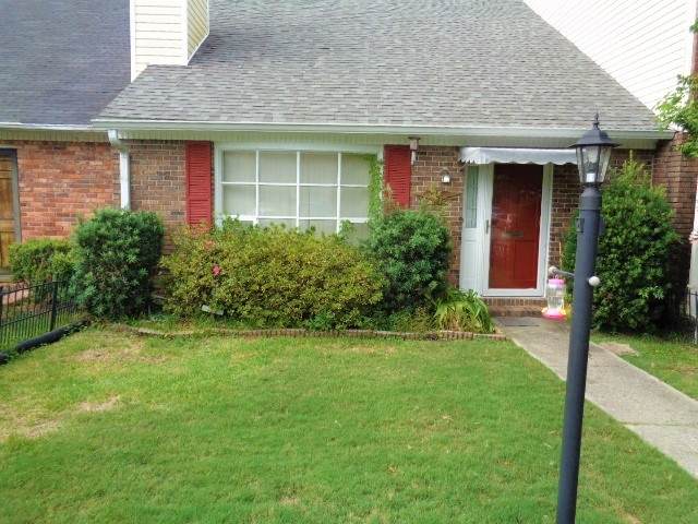 124 Springs Ct - Photo 1