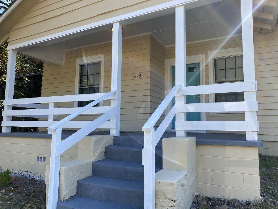 383 Forest Ave - Photo 1