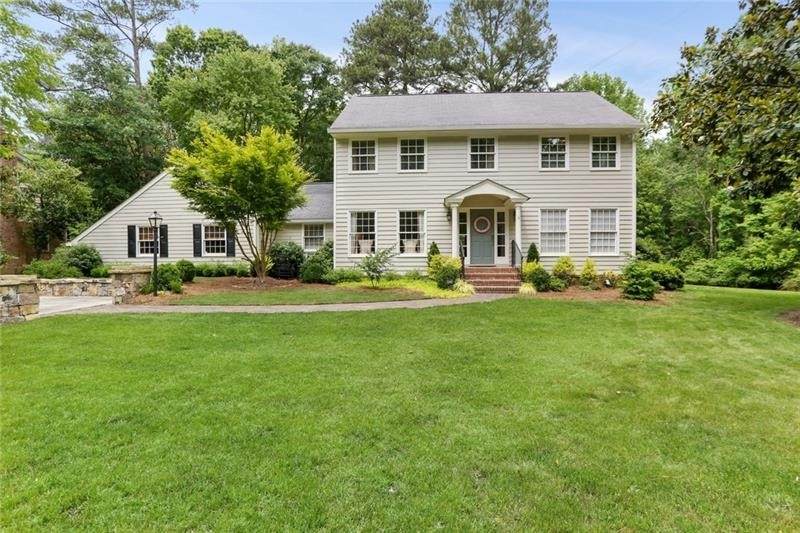 3145 Farmington Dr - Photo 1