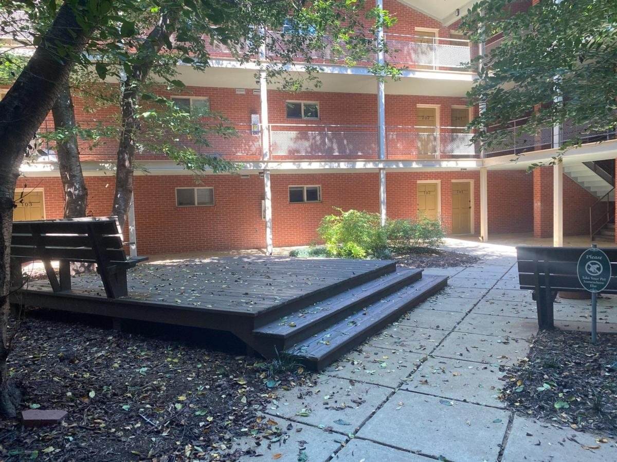 250 Little St - Photo 1