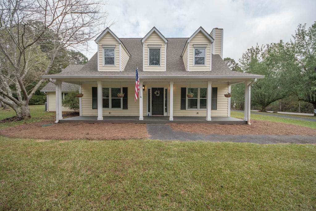 101 Circle H Rd - Photo 1