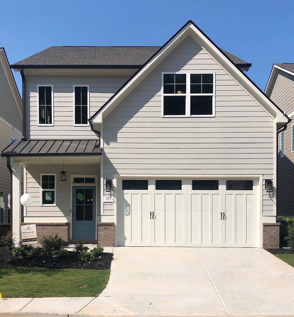 307 Senna St - Photo 1