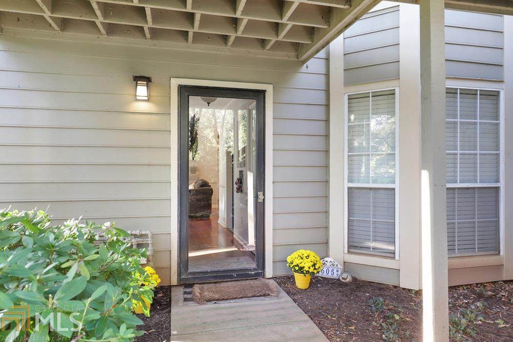 605 Lenox Way - Photo 1