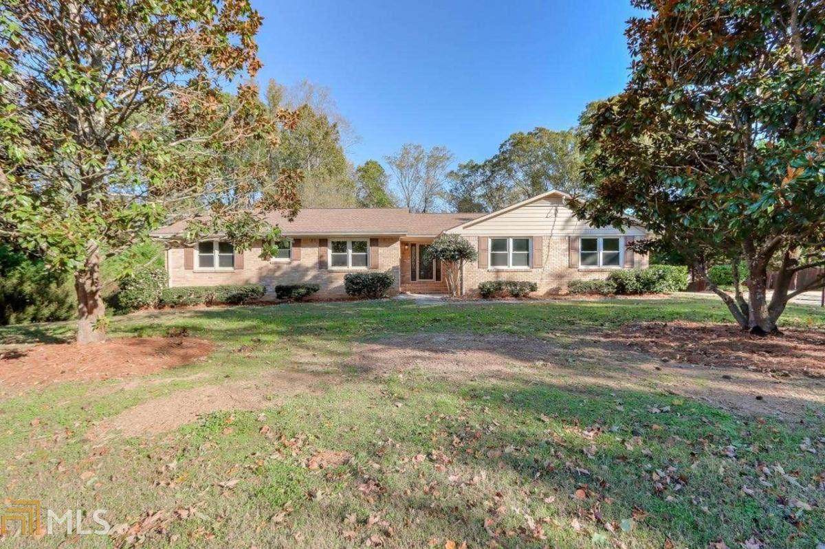 2693 Arrow Wood Dr - Photo 1