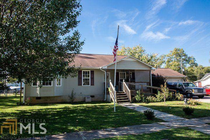 381 Wingfoot St - Photo 1