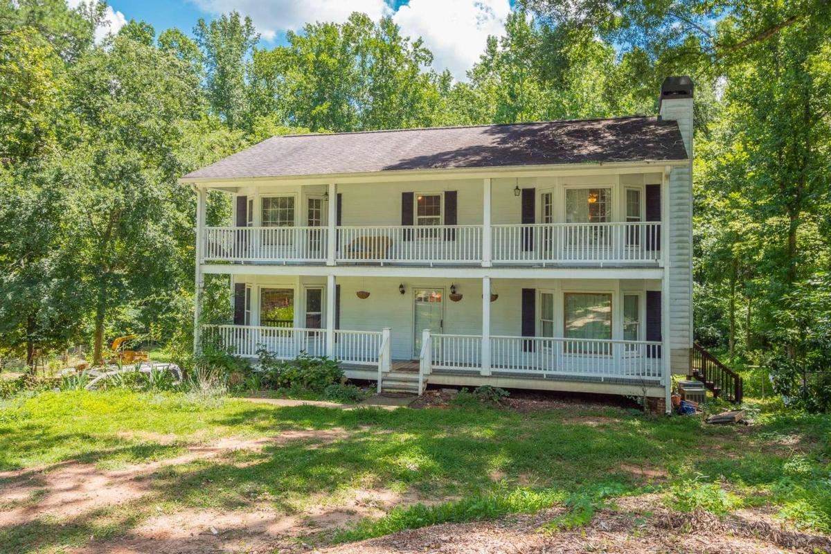 362 Knotts Cir - Photo 1