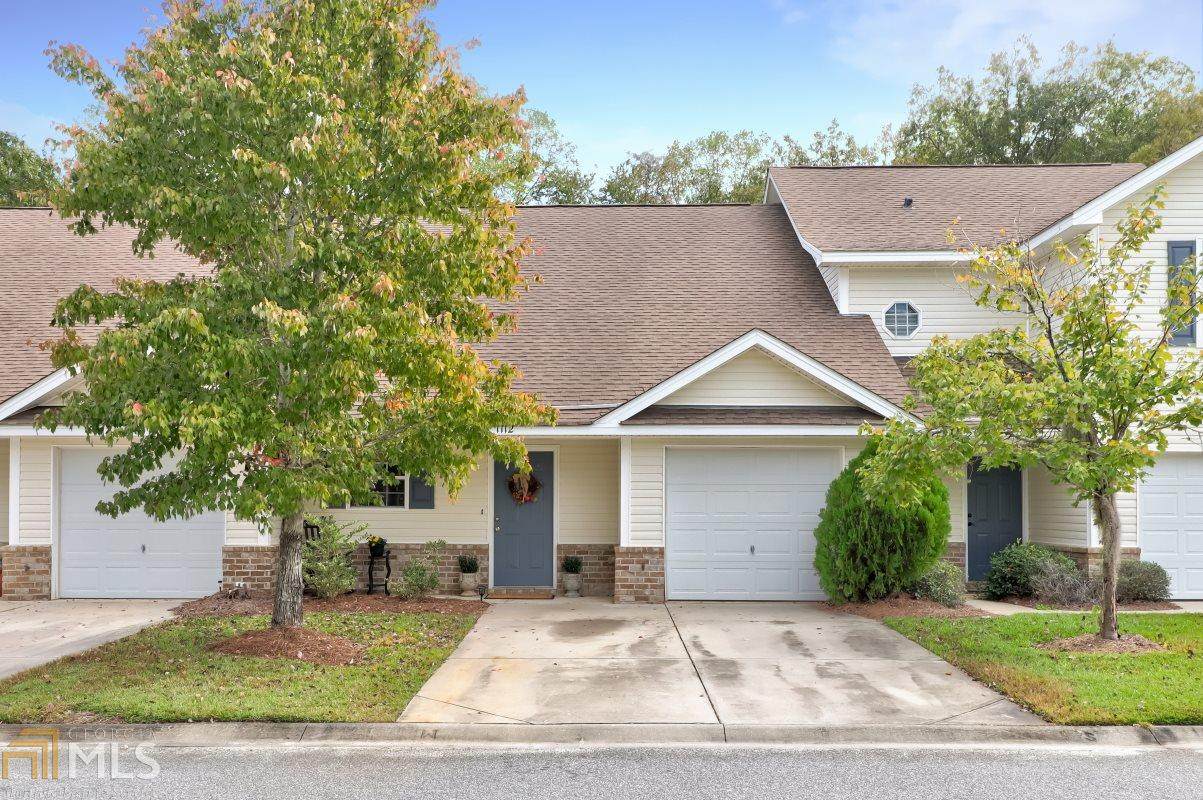 1112 Towne Park Dr - Photo 1