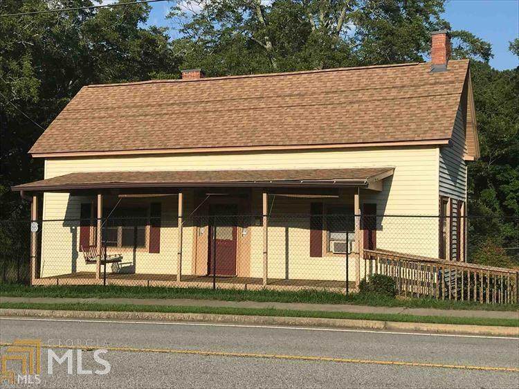 6214 Lee St - Photo 1
