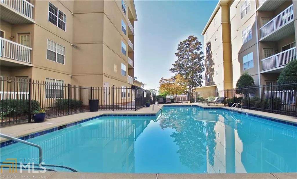 1075 Peachtree Walk - Photo 1