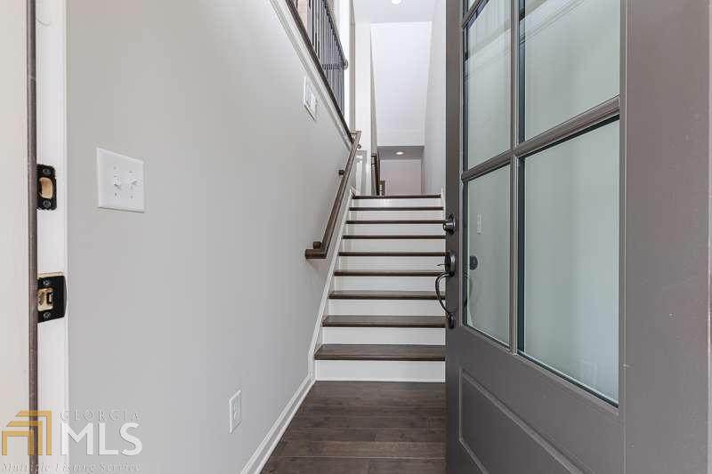 1008 Milhaven Dr - Photo 1