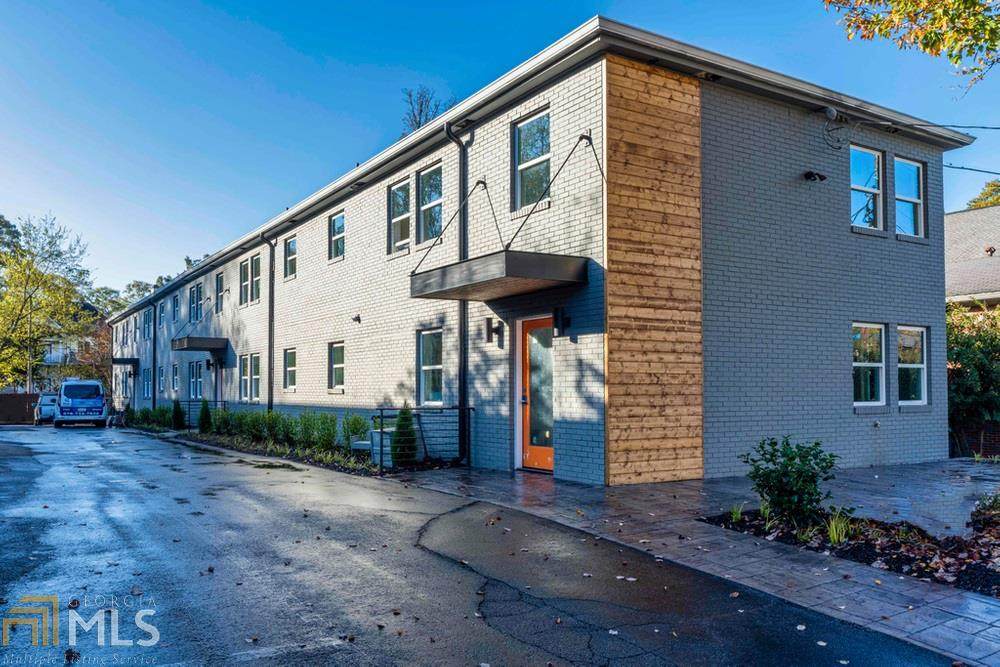 1015 Greenwood Ave - Photo 1