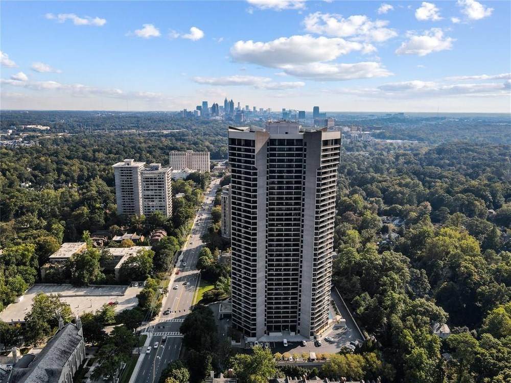 2660 Peachtree Rd - Photo 1