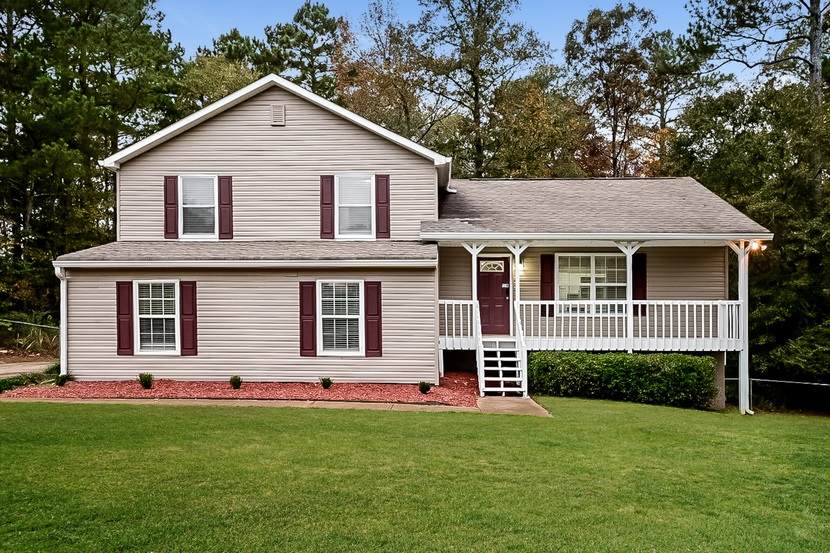 60 Woodside - Photo 1