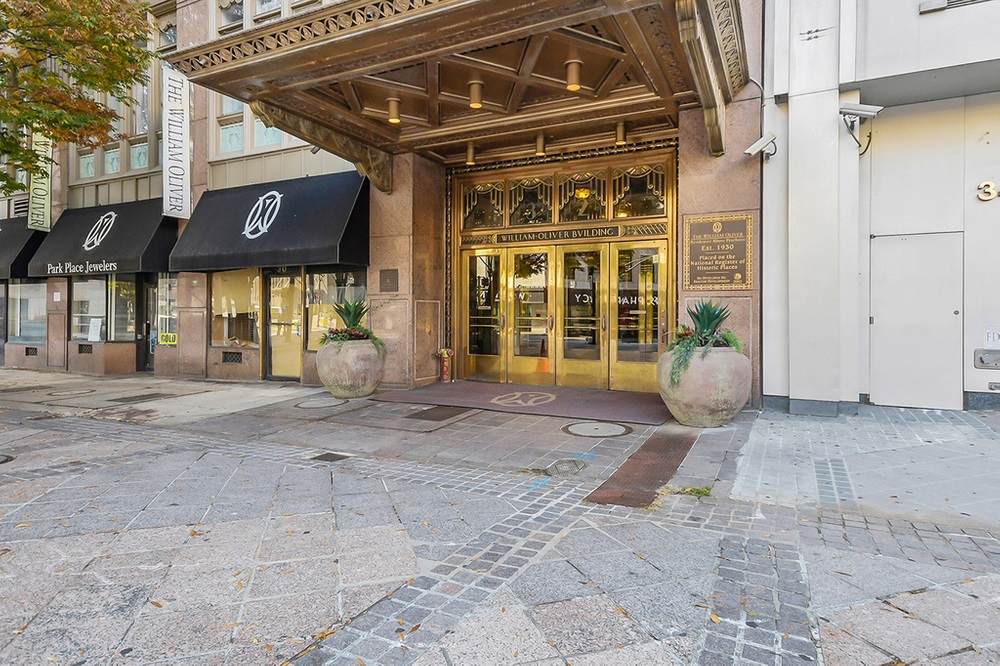 32 Peachtree St - Photo 1