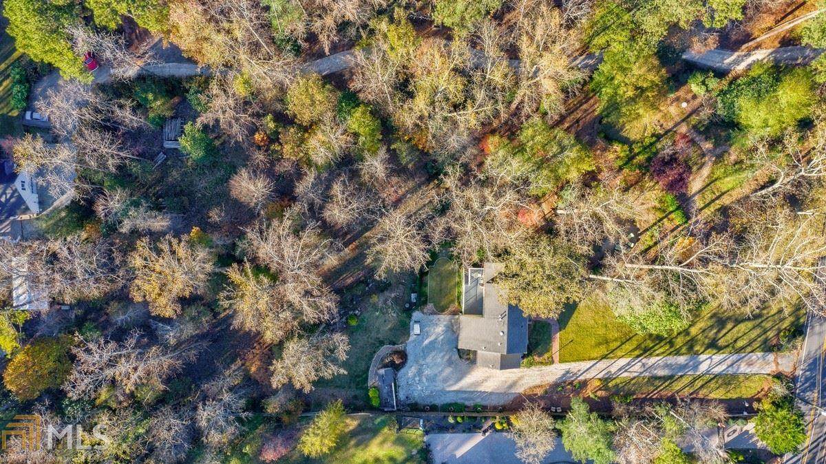 5666 Long Island Dr - Photo 1