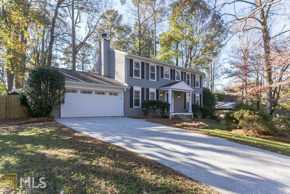 395 Lamplighter Ln - Photo 1