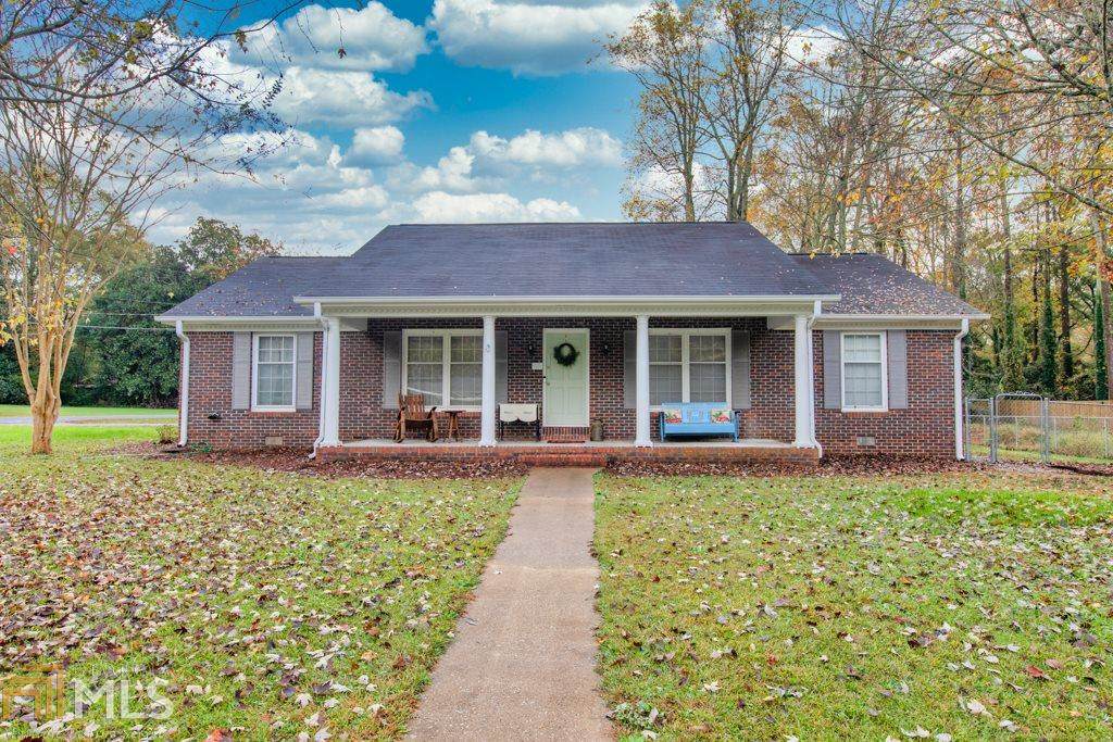 351 3Rd Ave - Photo 1