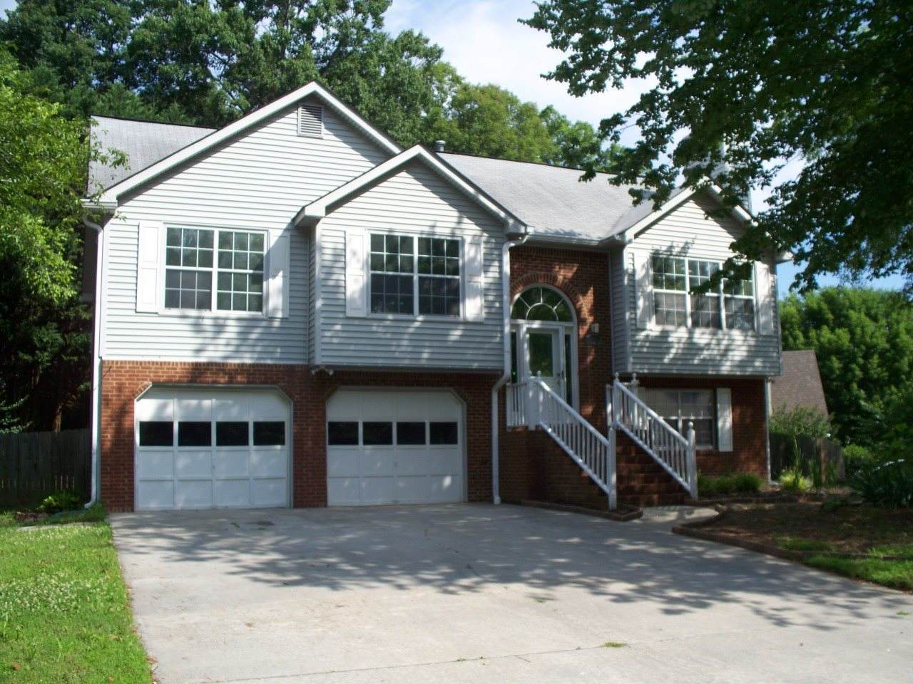 830 Long Branch Cir - Photo 1