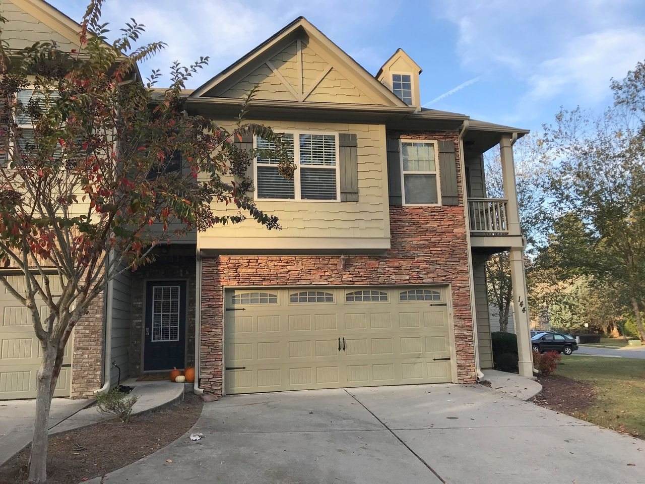 144 Sunset Ln - Photo 1