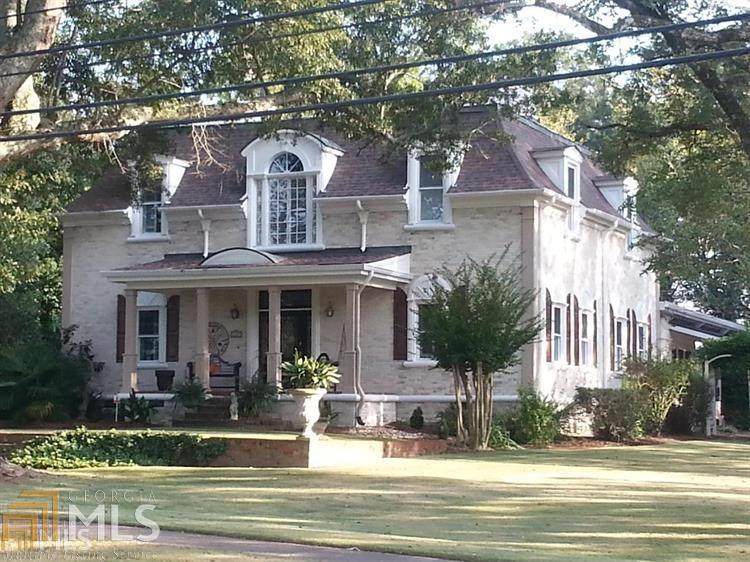 517 Forsyth St - Photo 1