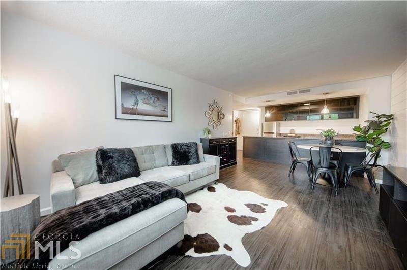2965 Pharr Ct - Photo 1