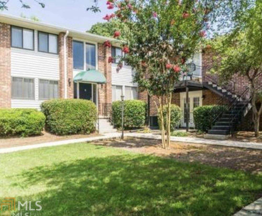 4266 Roswell Rd - Photo 1