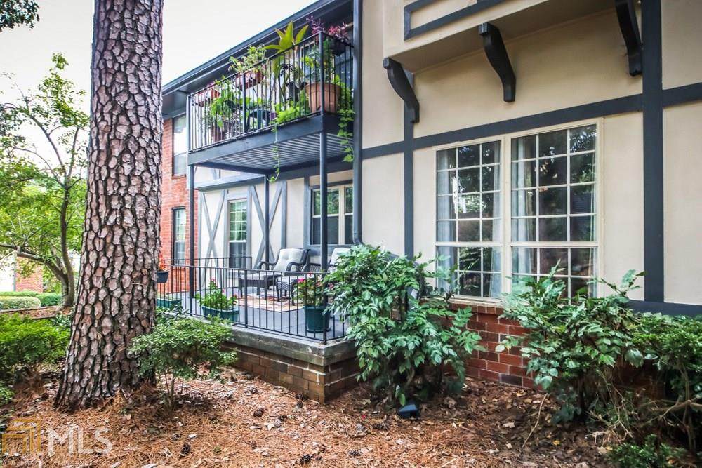 6851 Roswell Rd - Photo 1