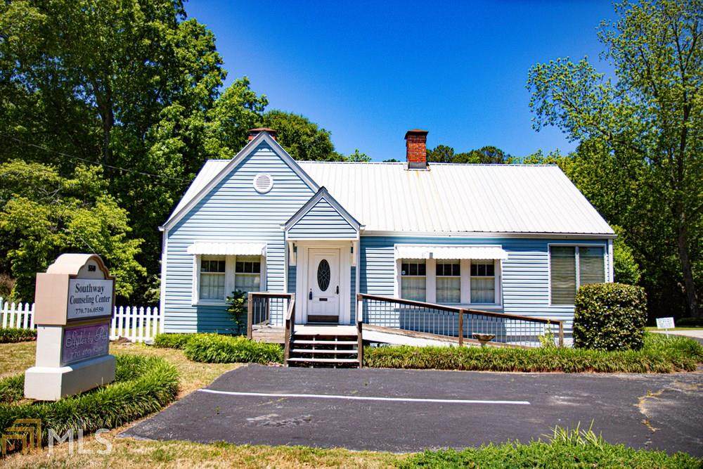550 Lanier Ave - Photo 1