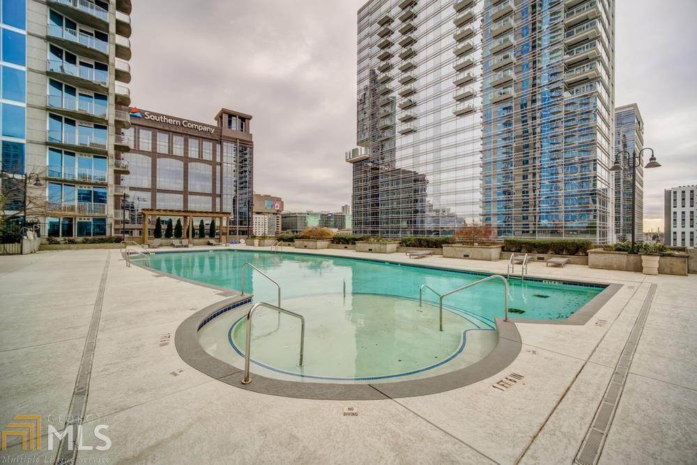 400 Peachtree St - Photo 1