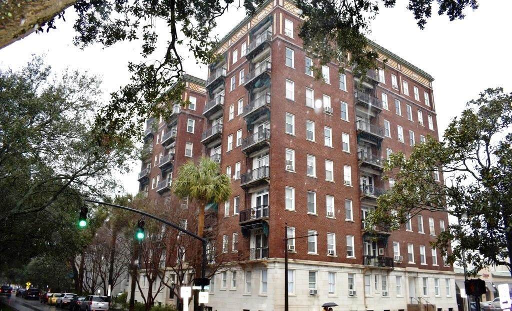24 Liberty St - Photo 1
