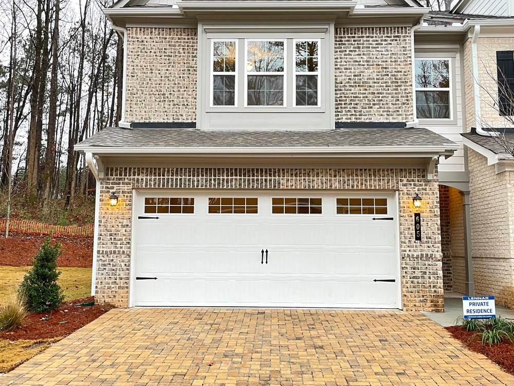 605 Duval Dr - Photo 1