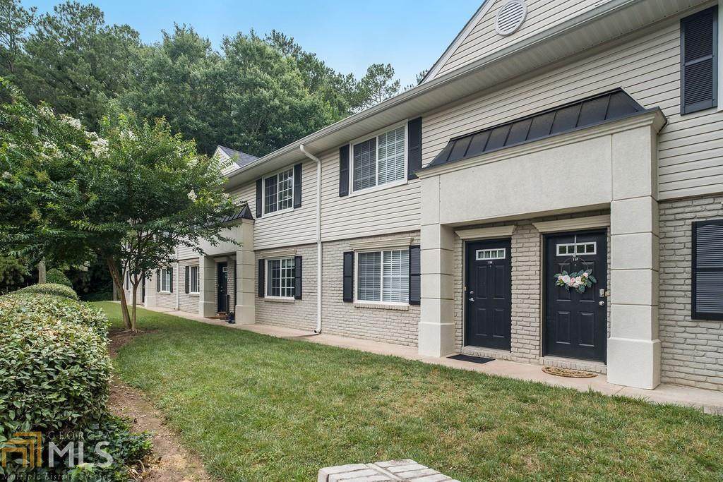 6940 Roswell Rd - Photo 1