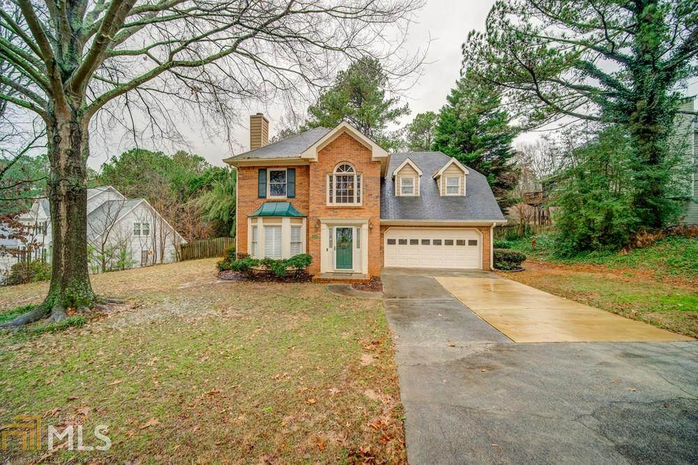 1353 Summit Ln - Photo 1