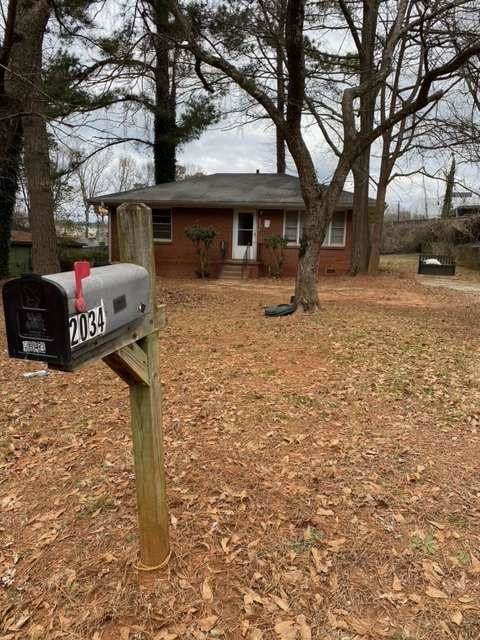 2034 Flat Shoals - Photo 1
