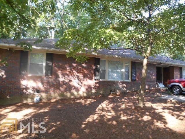 562 Powers Ferry Rd - Photo 1