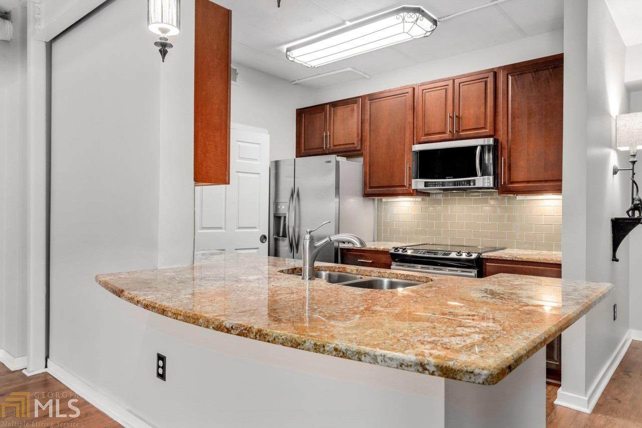 800 Peachtree St - Photo 1
