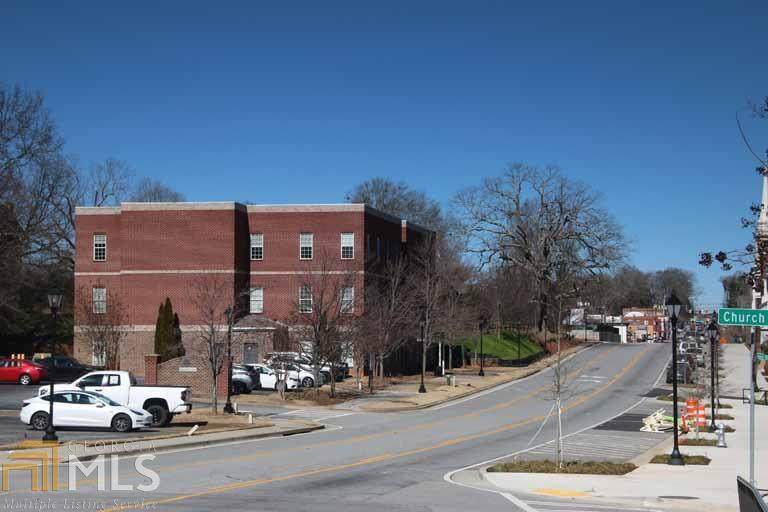 33 Clayton St - Photo 1