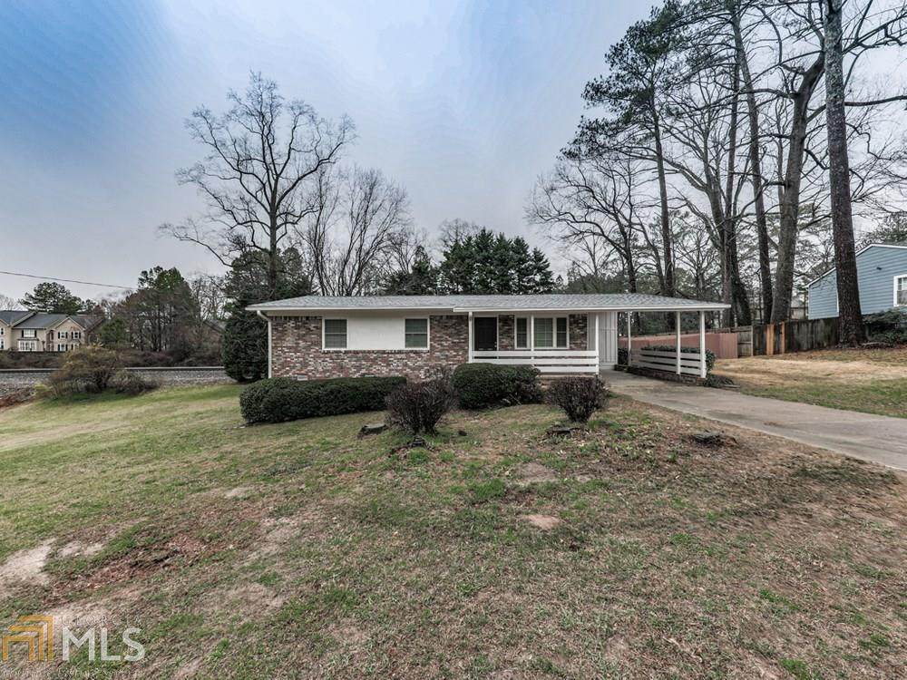 2079 Nancy Cir - Photo 1