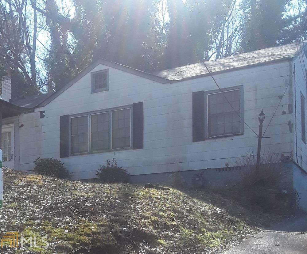 1626 Kenmore St - Photo 1