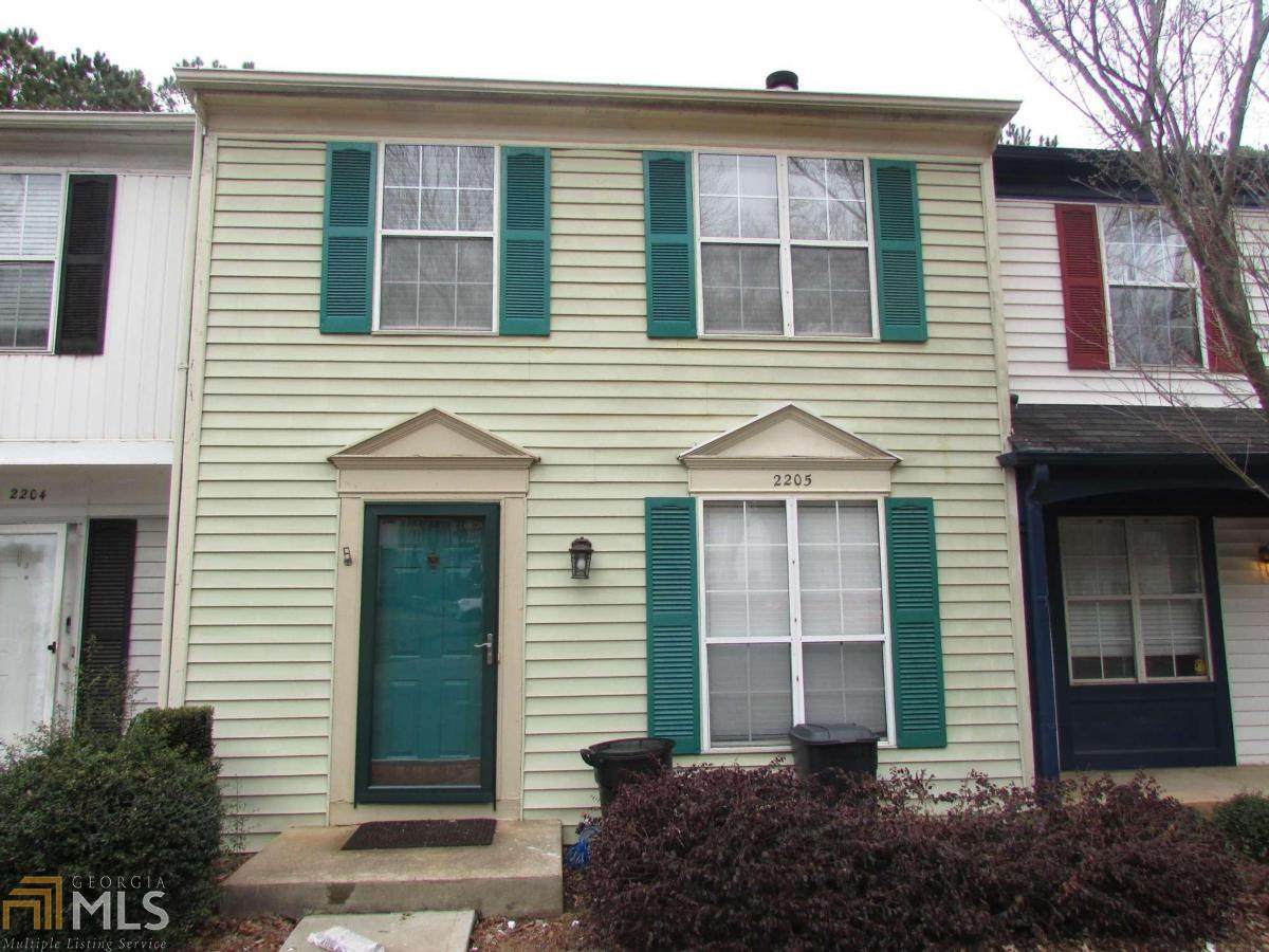 2205 Queen Anne Ct - Photo 1