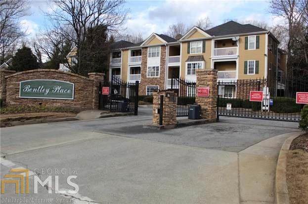 424 Bentley Pl - Photo 1