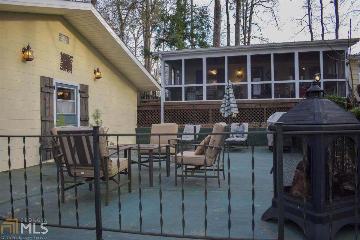 160 Cedar Ln - Photo 1