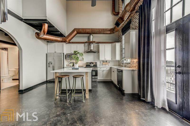 5434 Peachtree Rd - Photo 1