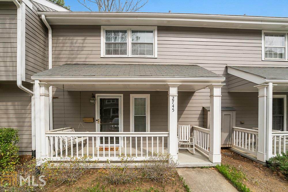 2745 Farmstead Rd - Photo 1