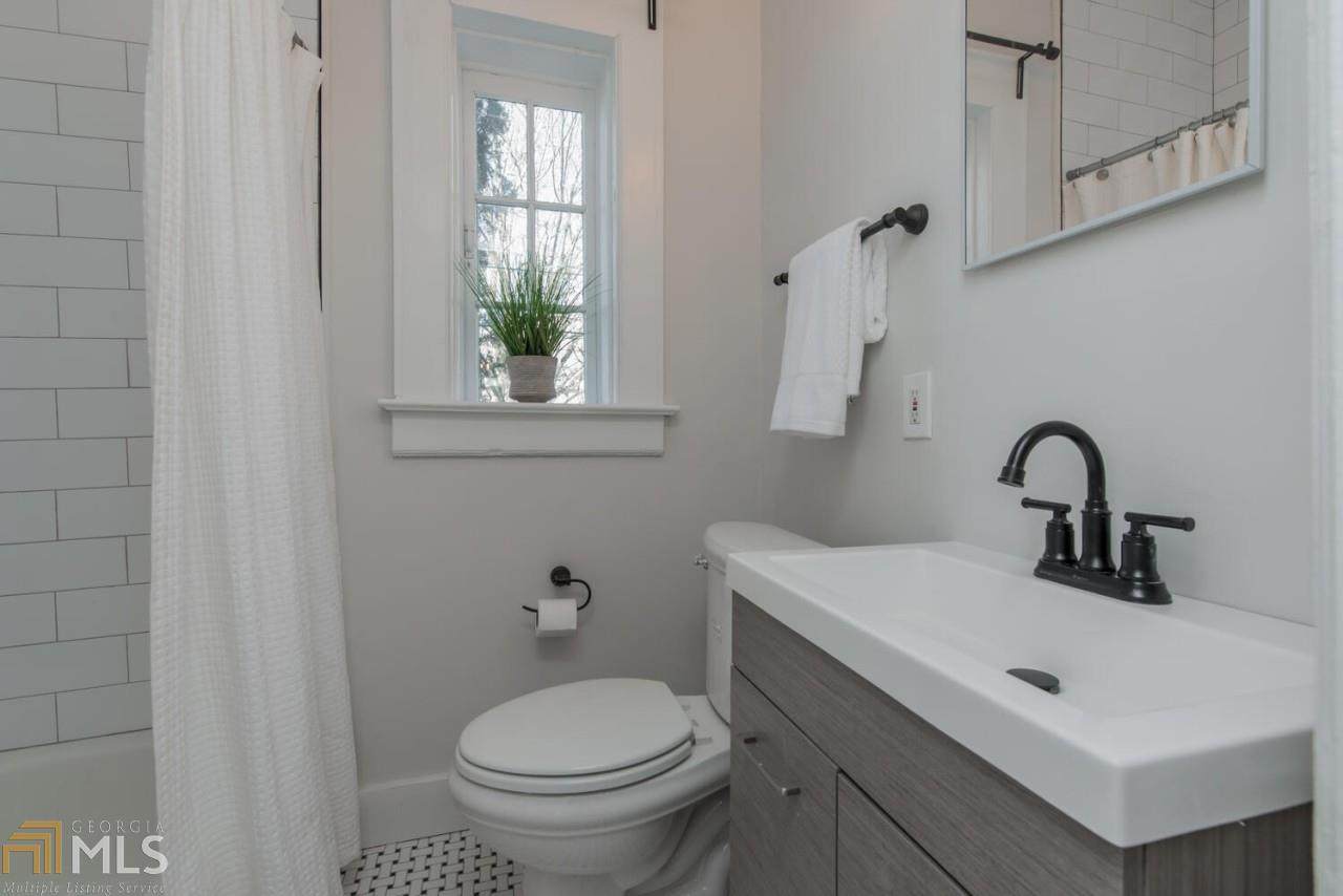 1189 Mclendon Ave - Photo 1